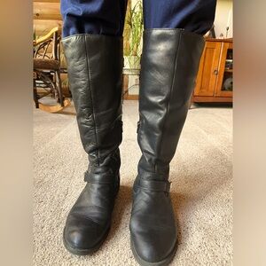 Aldo knee high boots size 8